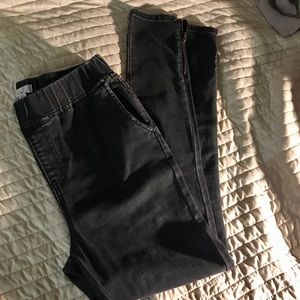 NWOT Easel PullOn Jeans